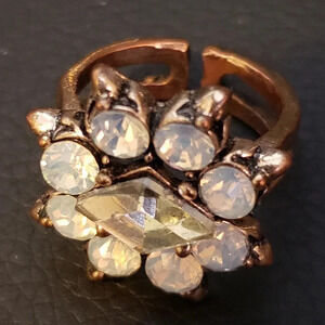 *RING flower  motif